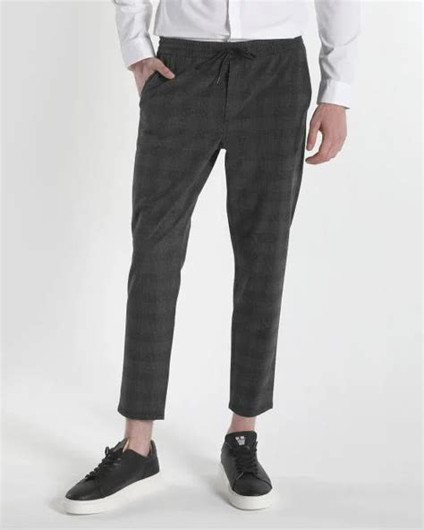 Checked Slim Fit Chinos - JioMart