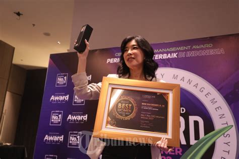 Naomi Julia Sabet Best Women Award 2022 Dan The Best Ceo Women Winner