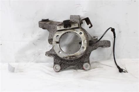 Maserati Quattroporte Awd Rear Left Side Knee Knuckle Oem