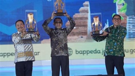 Keren Penghargaan Terbaik Ii Jawa Barat Ppd Tahun Jadi Kado