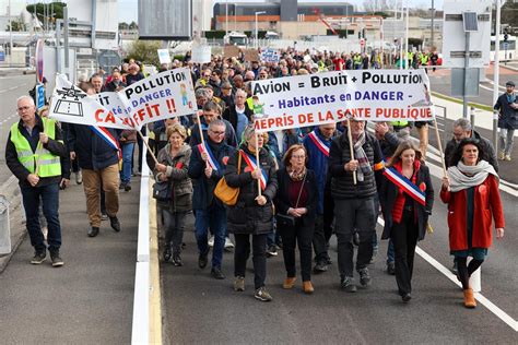 Aéroport de Bordeaux avis défavorable du Conseil municipal dEysines