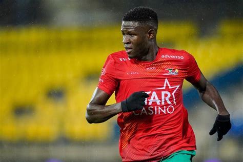 Pro League Makhtar Gueye s offre un nouveau doublé avec Oostende