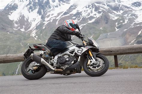 Aprilia Tuono V Factory Vs Tuono Rr Alpen Test