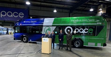 Pace Chicago Rolls Out First Electric Bus Made By Gillig Ev Tech Insider