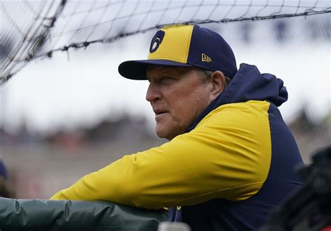 Brewers promote bench coach Pat Murphy to take over as manager after ...