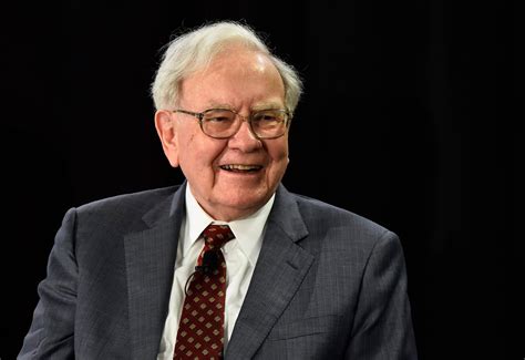 Warren Buffett Takes 1 Billion Stake In Apple