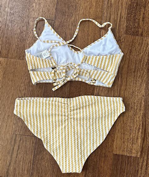 Jessica Simpson Yellow And White Striped Bikini Size Medium Removable