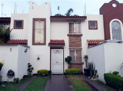 Casa en venta en Girasoles Acueducto Zapopan 33563 Habítala