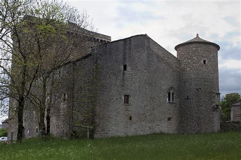 Tour à Viala du Pas de Jaux PA00125562 Monumentum