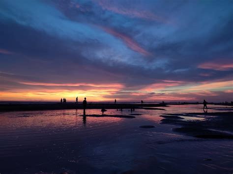 Premium Photo | Cox's Bazar Beach and Beautiful sky