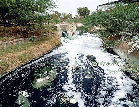 Ngt ने कहा पॉल्यूशन फैलाने वाली फैक्ट्रियां बंद करें रिको पर 4 करोड़