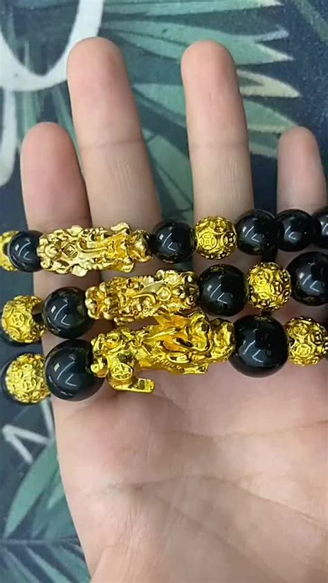 Chinese Original Gold Fengshui Pi Xiu Black Obsidian Jade Stones Pi Yao