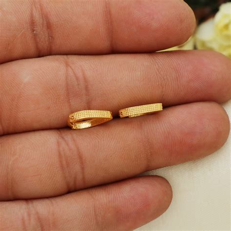 22 Karat 22k Gold Bali Hoop Earrings Etsy