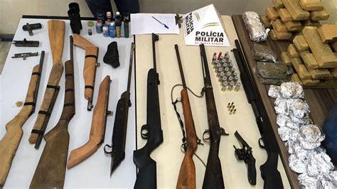 Pol Cia Apreende Armas E Maconha Em Sitio De Juatuba Na Grande Bh