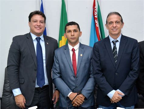 Governo Prefeito De Caxias Prestigia Posse Da Nova Mesa Diretora Da