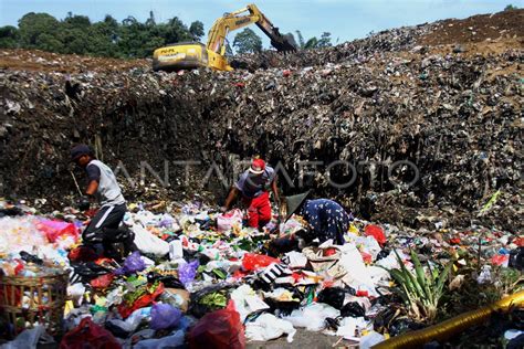 TIMBUNAN SAMPAH NASIONAL 2020 ANTARA Foto