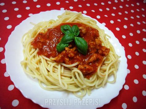 Spaghetti Z Sosem Pomidorowo Paprykowym Przepis Archiwum