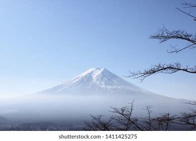 Mount Fuji Volcano That Known Most Stock Photo 1411425275 | Shutterstock