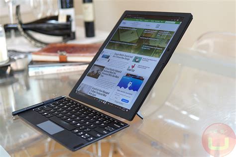 Lenovo ThinkPad X1 Fold Review | Ubergizmo