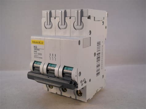 Square D Mcb Triple Pole Phase Breaker Type D A Loadcentre