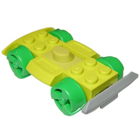 LEGO Part 30558c03 Vehicle Base 4 X 6 Racer Base With Bright Green