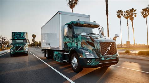 Volvo Trucks launches electric heavy-duty truck pilot program in California