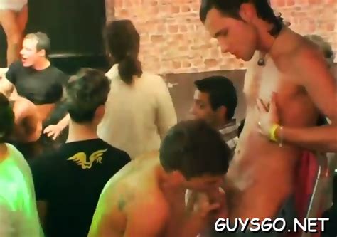 Horny Men Go Totally Wild