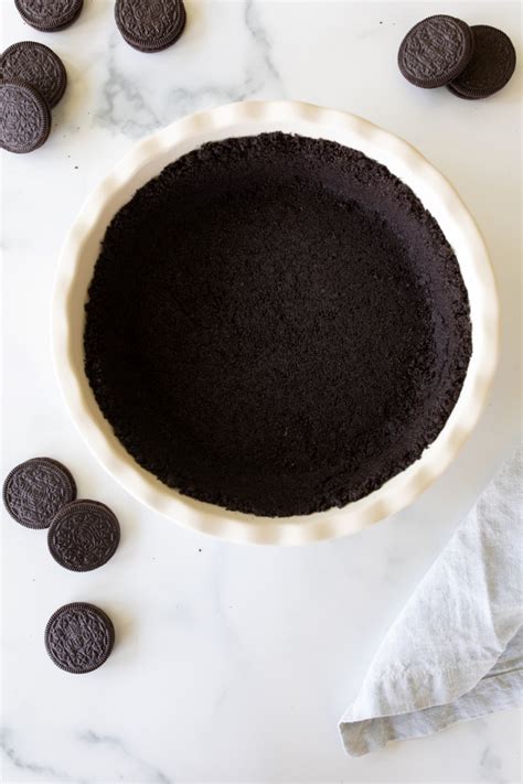 Oreo Cookie Pie Crust Recipe | Julie Blanner