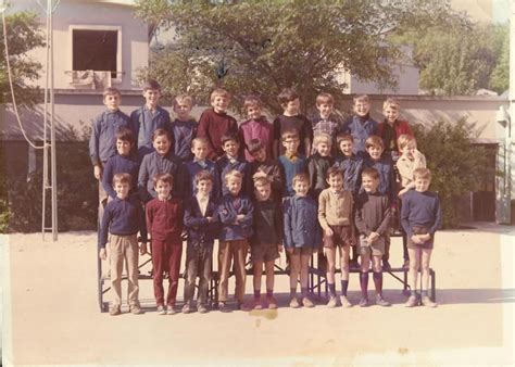 Photo de classe Cm2 1968 1969 de 1968 Ecole Bosnières Copains d avant