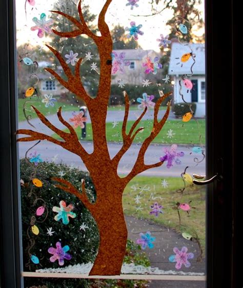 Winter Window Displays | Fun Family Crafts