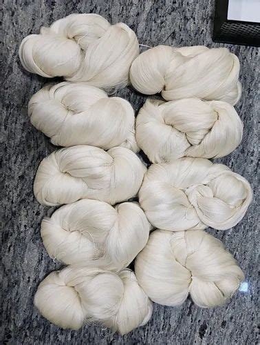 Plain White Ply Twisted Silk Yarn For Weaving Count At Best