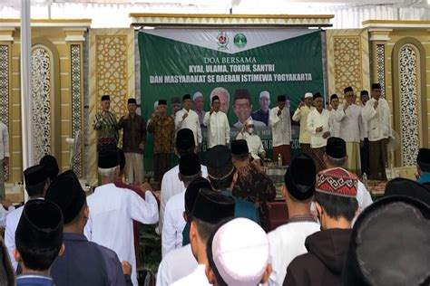 Sejumlah Kiai Se Diy Dukung Ganjar Mahfud Di Pilpres