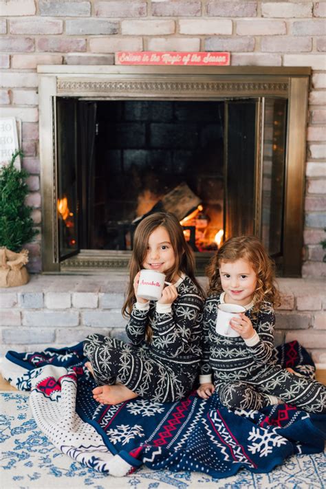 Christmas Pajama Family Photos - Caitlin Houston