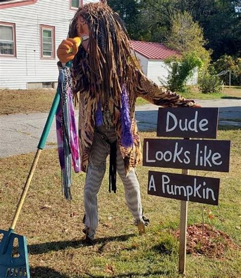 Brenda From Charlestown Nh Has A Steven Tyler Scarecrow