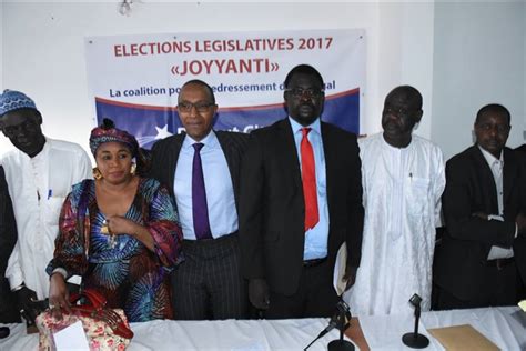 Législatives Abdoul Mbaye présente sa coalition Joyyanti aDakar Photos