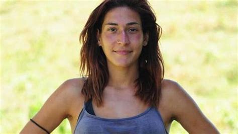 Survivor Berna Canbeldekin Inanılmaz çıplak Pozları Ağızları Açık