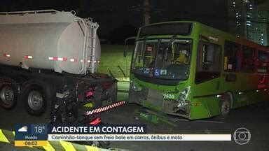 Bom Dia Minas Carreta sem freio bate em carros ônibus e moto Globoplay