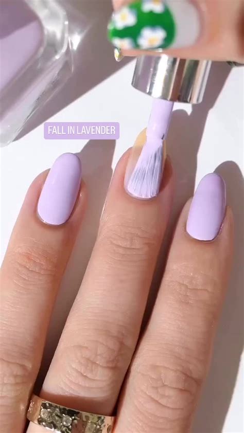 Beautiful Trendy Nails Video Credits To Lightslacquer In Gel