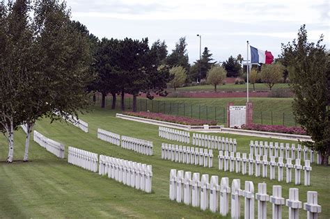 La N Cropole Nationale De Saint Quentin Chemins De M Moire