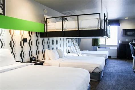 Family Bunk Rooms at Metropolis Resort