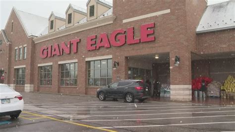 Giant Eagle increasing curbside & delivery options | wkyc.com