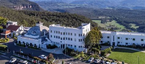 Visit Megalong Valley - Careel Cottages