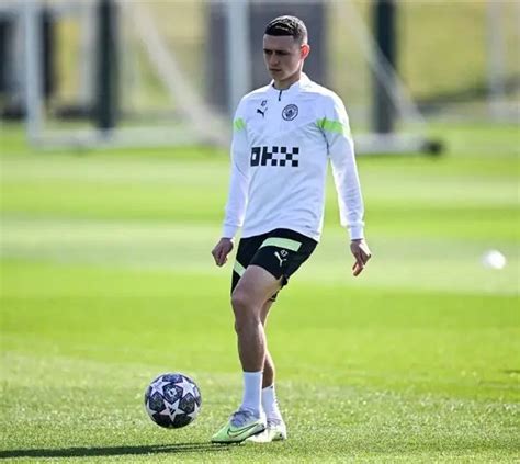 Phil Foden Brasil On Twitter Phil Foden Est De Volta Aos