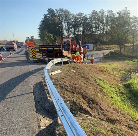 Rodovia Rio Santos BR 101 começa a receber novas defensas metálicas