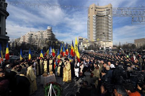 In Pictures Romanians Honour Revolutionaries Who Fell 30 Years Ago