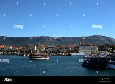 Split Croatia Harbour Boats Hi Res Stock Photography And Images Alamy