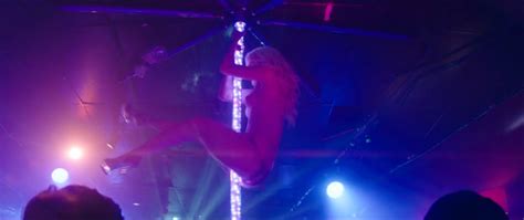 Nude Video Celebs Elle Evans Nude Scouts Guide To The Zombie Apocalypse