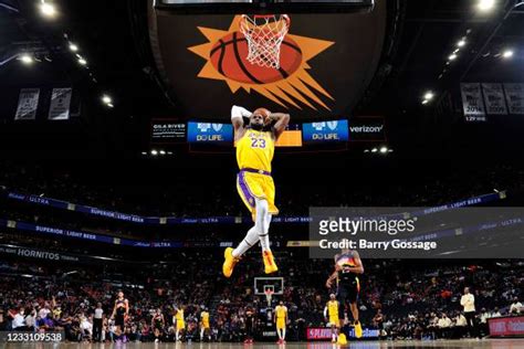 Lebron James Slam Dunk Photos and Premium High Res Pictures - Getty Images