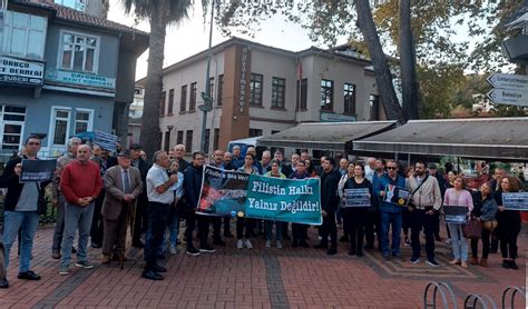 İsrail in Filistin e yönelik saldırıları protesto edildi Zonguldak