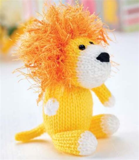 Free Knitting Pattern for a Lion, Tiger and Giraffe Toy Set